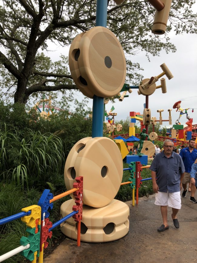 Oversized Tinker Toys Toy Story Land
Hollywood Studios
Orlando, Florida